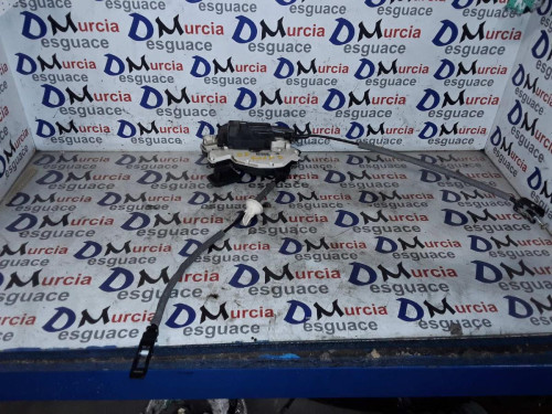 CERRADURA PUERTA DELANTERA IZQUIERDA 