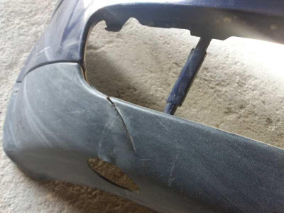 PARAGOLPES DELANTERO