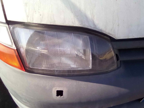 TOYOTA HI-ACE 