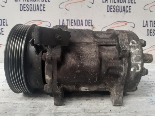  COMPRESOR AIRE ACONDICIONADO 