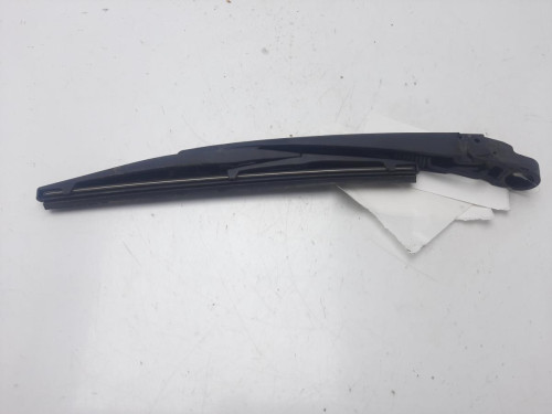  BRAZO LIMPIA TRASERO Suzuki SWIFT BERLINA (RS/MZ) 