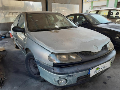RENAULT LAGUNA (B56)