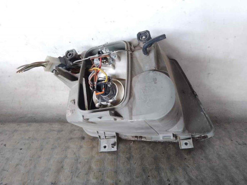 FARO IZQUIERDO Mercedes-Benz VITO KOMBI (638) 