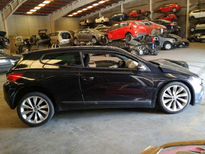 VOLKSWAGEN SCIROCCO (137)