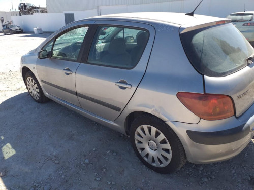 PEUGEOT 307 (S1)(04.2001) — Donor Vehicle for Used Parts 