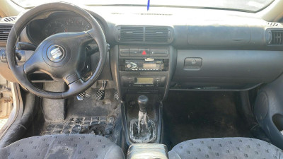 SEAT TOLEDO (1M2)