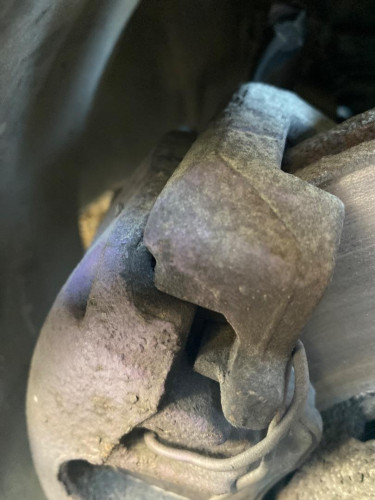 PINZA DE FRENO DELANTERA IZQUIERDA Audi A4 BERLINA (8E) 