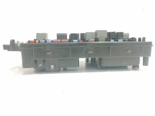  CAJA RELES / FUSIBLES Opel INSIGNIA BERLINA 