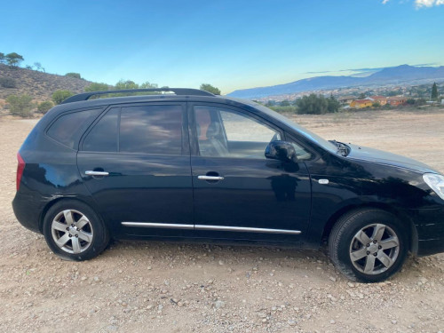 KIA CARENS (UN) — vehículo donante para recambios 