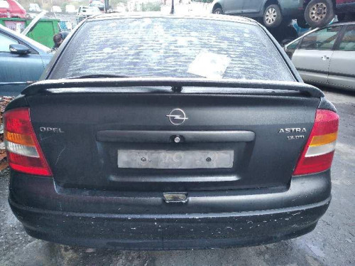  OPEL ASTRA G BERLINA 