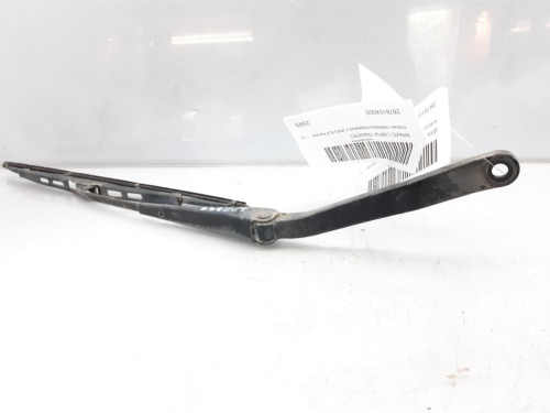 BRAZO LIMPIA TRASERO NISSAN TERRANO II (R20) 