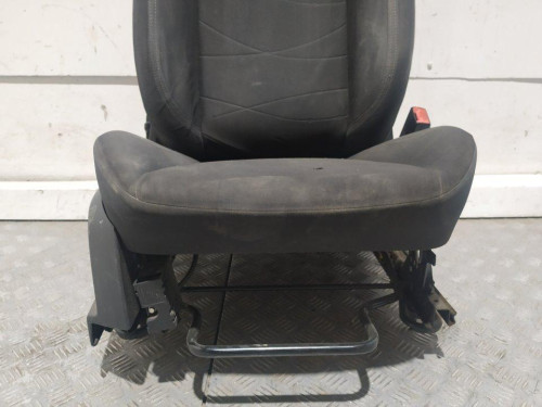  ASIENTO DELANTERO DERECHO FORD FIESTA (CNN) 