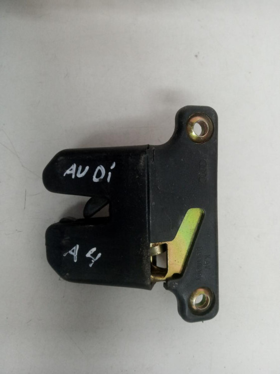 CERRADURA MALETERO / PORTON