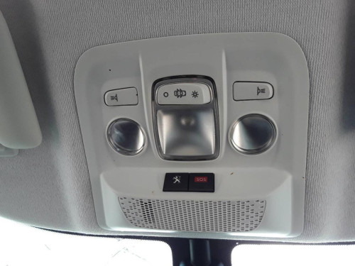 LUZ INTERIOR Peugeot 208 