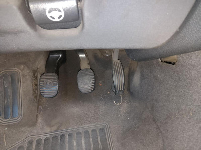 PEDAL ACELERADOR