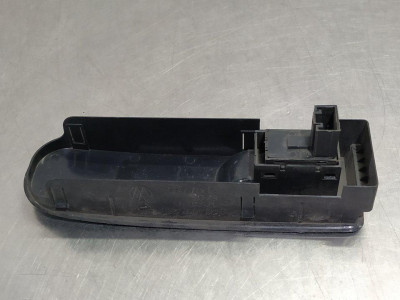 MANDO ELEVALUNAS DELANTERO DERECHO, VOLKSWAGEN, GOLF VI (5K1)(10.2008)