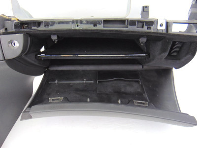 GUANTERA, MERCEDES-BENZ, CLASE E (BM 211) BERLINA