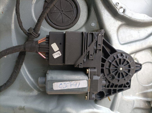  ELEVALUNAS TRASERO DERECHO VOLKSWAGEN PASSAT BERLINA (3B3) 