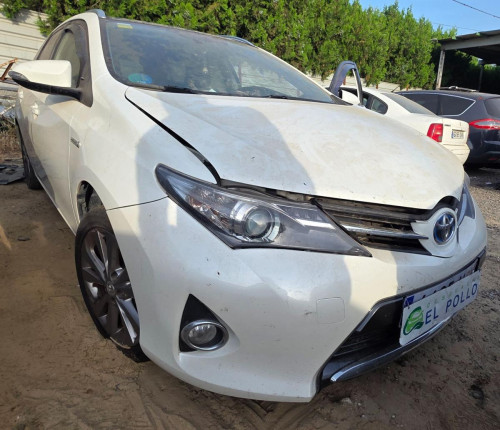 TOYOTA AURIS (E18) — автомобиль-донор на запчасти 