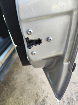 CERRADURA PUERTA DELANTERA DERECHA