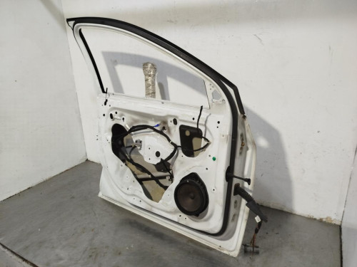 PUERTA DELANTERA IZQUIERDA Chevrolet CRUZE 