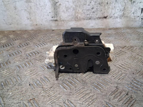 CERRADURA PUERTA DELANTERA DERECHA 