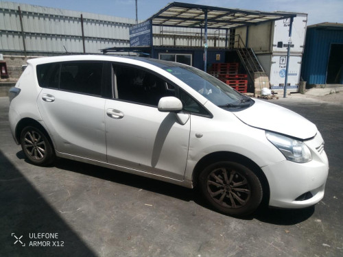  TOYOTA VERSO (AUR2/ZGR2) 