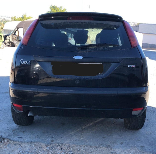 FORD FOCUS BERLINA (CAK) — Donor Vehicle for Used Parts 