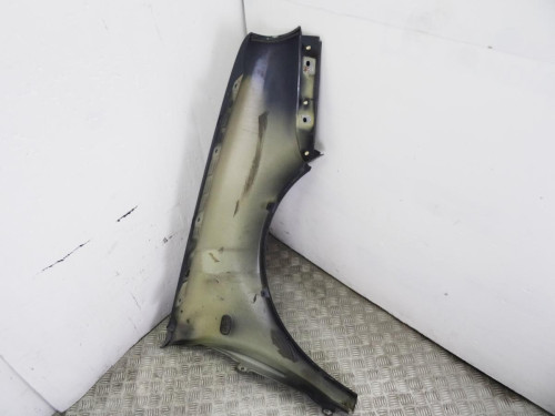 ALETA DELANTERA IZQUIERDA de segunda mano