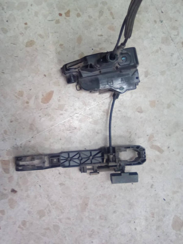 CERRADURA PUERTA DELANTERA DERECHA 
