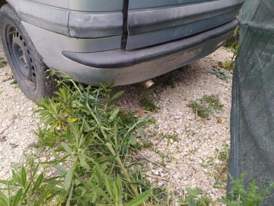 PARAGOLPES TRASERO