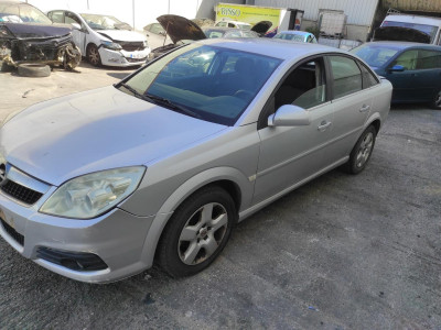 OPEL VECTRA C BERLINA
