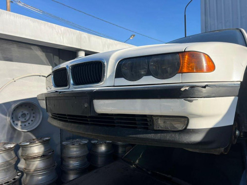 BMW SERIE 7 (E38) — Donor Vehicle for Used Parts 