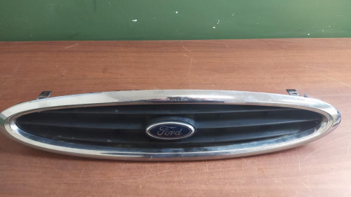 REJILLA DELANTERA Ford MONDEO BERLINA (GD) 