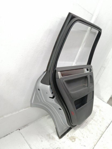  PUERTA TRASERA IZQUIERDA VOLKSWAGEN TOUAREG (7LA) 