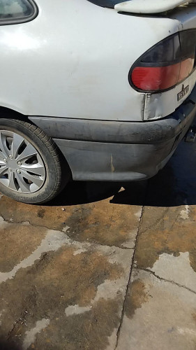 PARAGOLPES TRASERO Renault Laguna (B56)(1994->) Renault Laguna (B56)(1994->) 