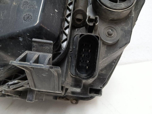 FARO DERECHO Ford FOCUS SPORTBREAK (CAP) 