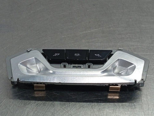  LUZ INTERIOR BMW SERIE 1 BERLINA (F40) 