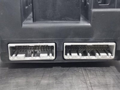 CAJA RELES / FUSIBLES, LAND ROVER, RANGE ROVER (LM)