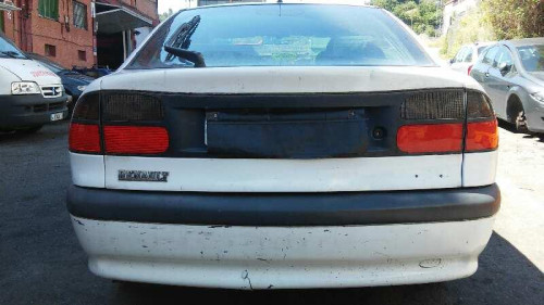  RENAULT LAGUNA (B56) 