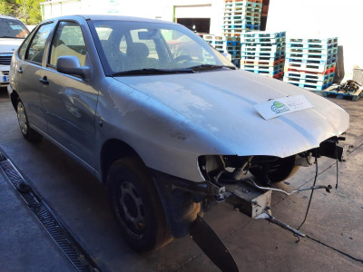 SEAT CORDOBA BERLINA (6K2)