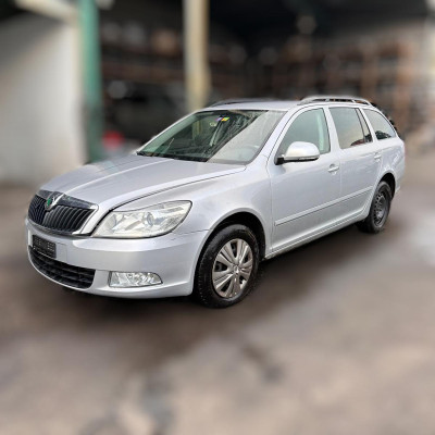 SKODA OCTAVIA COMBI (1Z5)