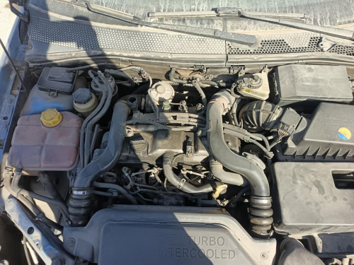  FORD FOCUS BERLINA (CAK) 