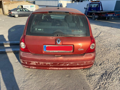 RENAULT CLIO II FASE II (B/CB0)