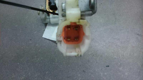  CERRADURA PUERTA DELANTERA DERECHA Nissan ALMERA (N15) 