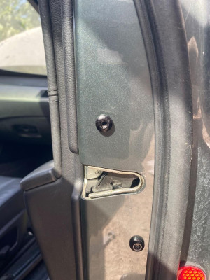 CERRADURA PUERTA DELANTERA DERECHA