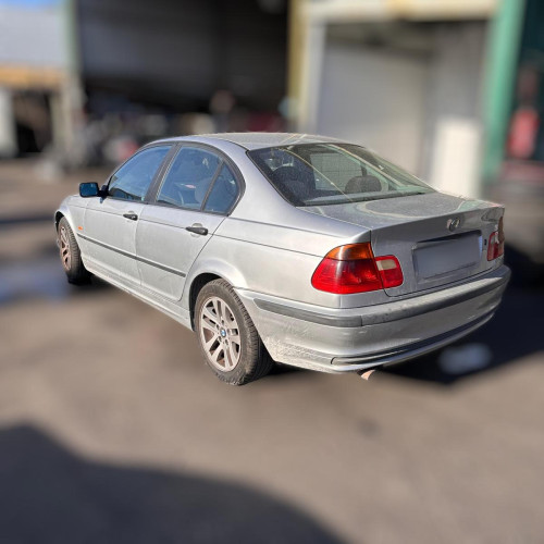  BMW SERIE 3 BERLINA (E46) 
