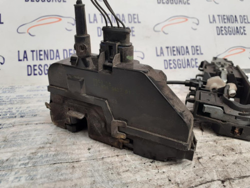  CERRADURA PUERTA DELANTERA DERECHA 