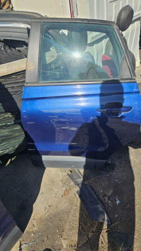 PUERTA TRASERA IZQUIERDA Opel CROSSLAND X 