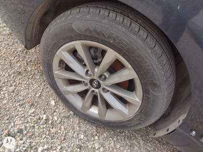 BRAZO SUSPENSION TRASERO DERECHO